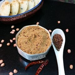 A picture of Alsi Podi/ Coconut Flax Seeds Chutney.
