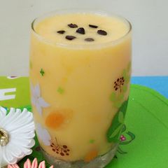 A picture of Mango shake.