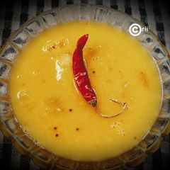 A picture of Aam dal.