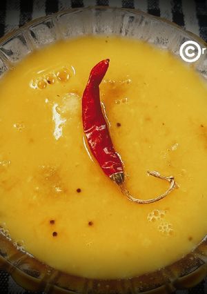 A picture of Aam dal.