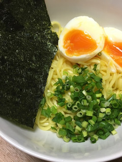 Una foto de Abura soba(油そば)