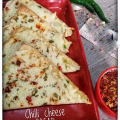 A picture of Chilli cheese bread.