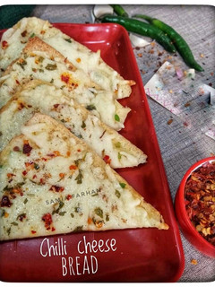 A picture of Chilli cheese bread.