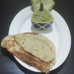 A picture of Watermelon Rind Dosa and Watermelon Rind Chutney.