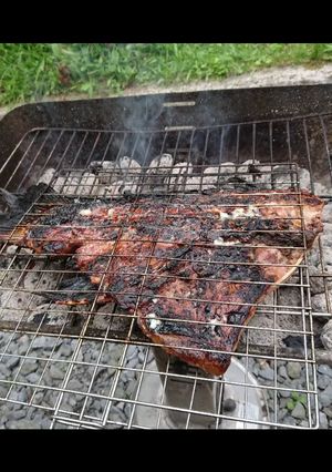 صورة لوصفة سمكة 🐠 حارة على الفحم 😋