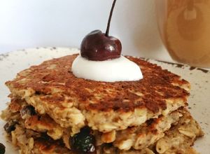 Una foto de Hot cakes de avena y manzana🥞