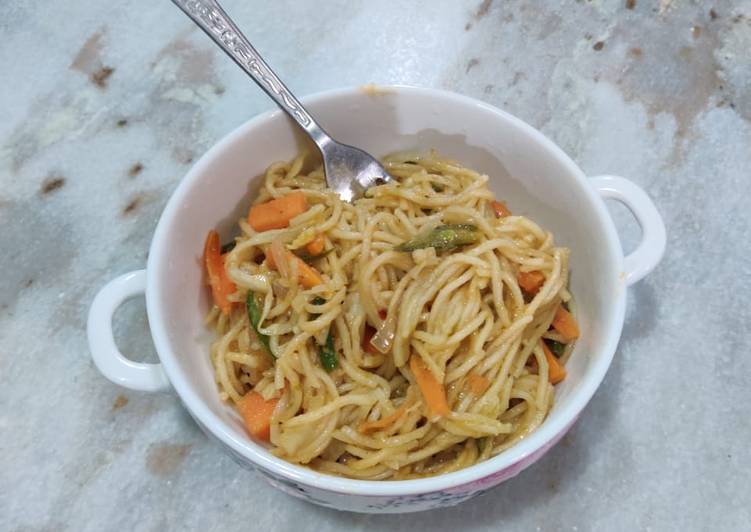 Easiest Way to Prepare Favorite Veg Hakka Noodles