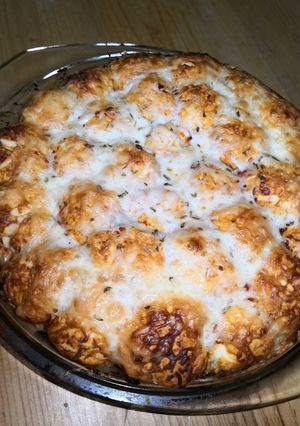 Sajtgolyó pizza recept fotója