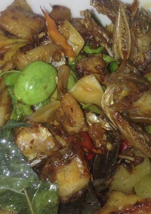 Foto resep Tumis ikan asin pete padas