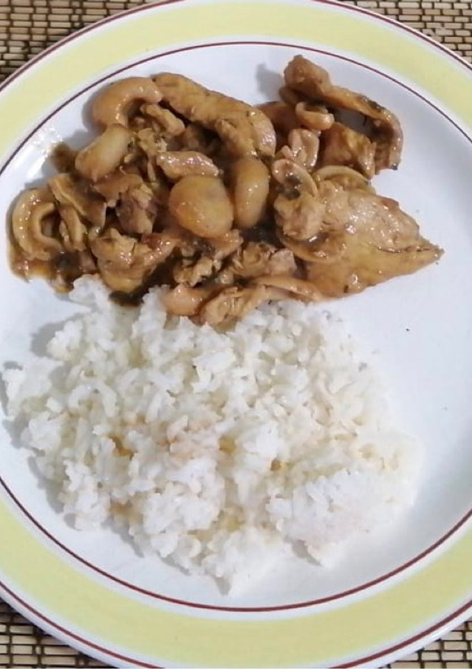 Una foto de Pollo Kung Pao
