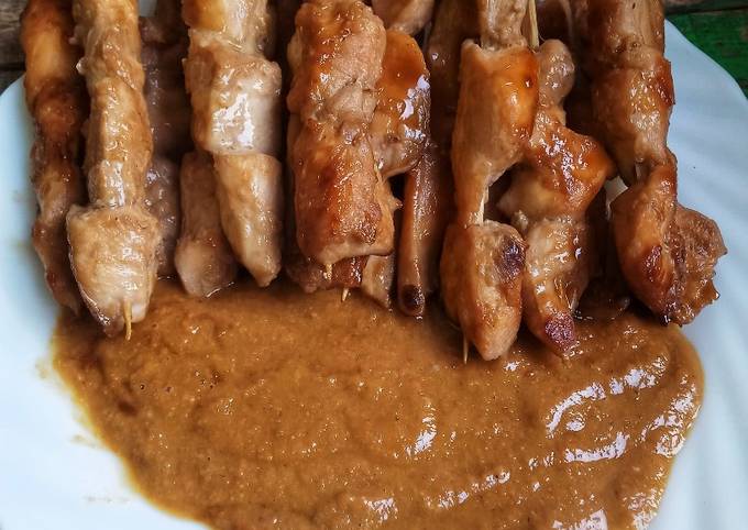 Resep Sate Ayam khas Senayan ala Chef Devina Hermawan