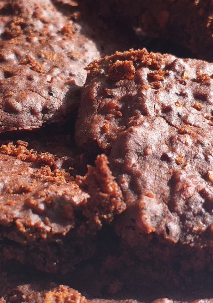 Una foto de Brownies veganos de porotos negros