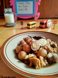 Foto resep Semur Tahu Telur Puyuh Pentol