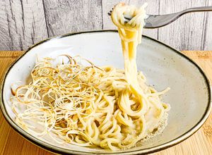 O poză a rețetei Spaghete cu sos de parmezan.