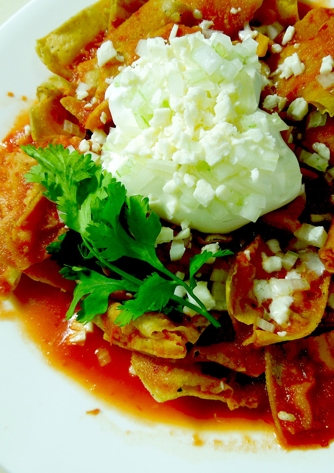 Una foto de Chilaquiles rojos