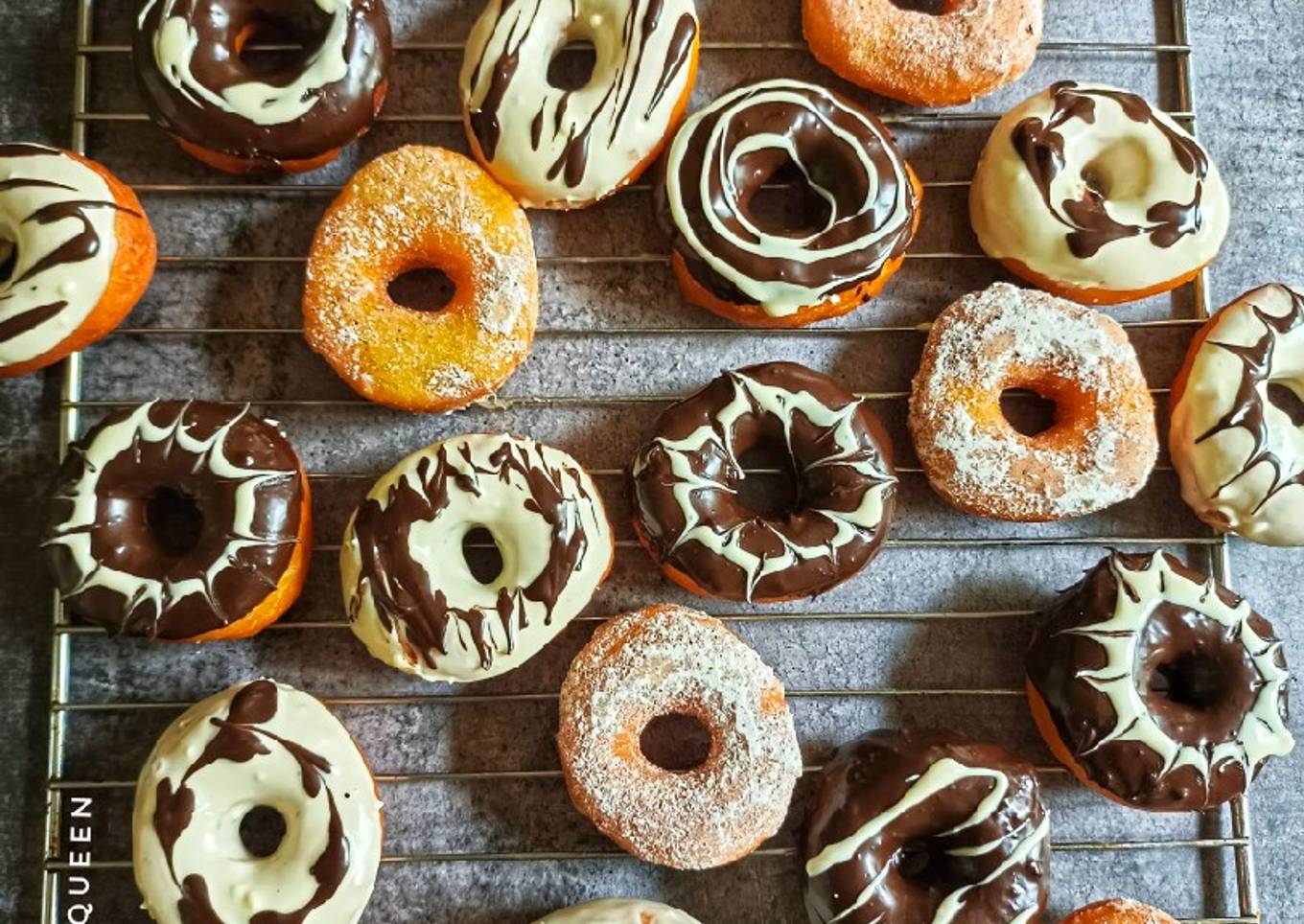 Soft and Fluffy Doughnuts