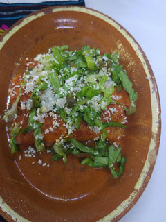 Una foto de Enchiladas rojas