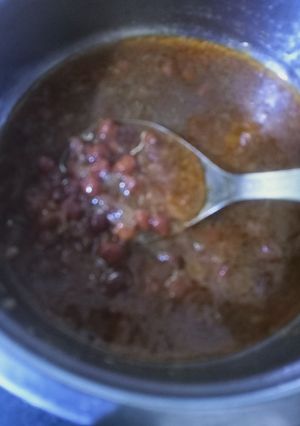 A picture of Black chane.