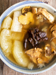 【老菜脯柚子雞湯】雞湯多了酸甘甜的滋味 的食譜成品照片