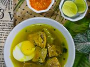 Gambar soto jeroan sapi