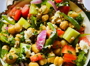 A picture of Mediterranean chick peas Salad.