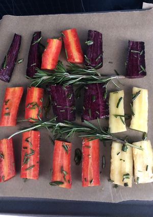 A picture of Rosemary roasted carrots.