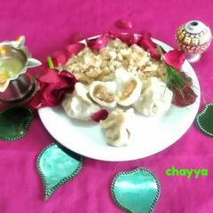 A picture of Ukadiche Modak.