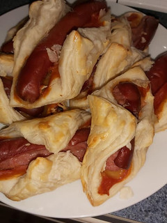 Virsli leveles tésztában recept fotója