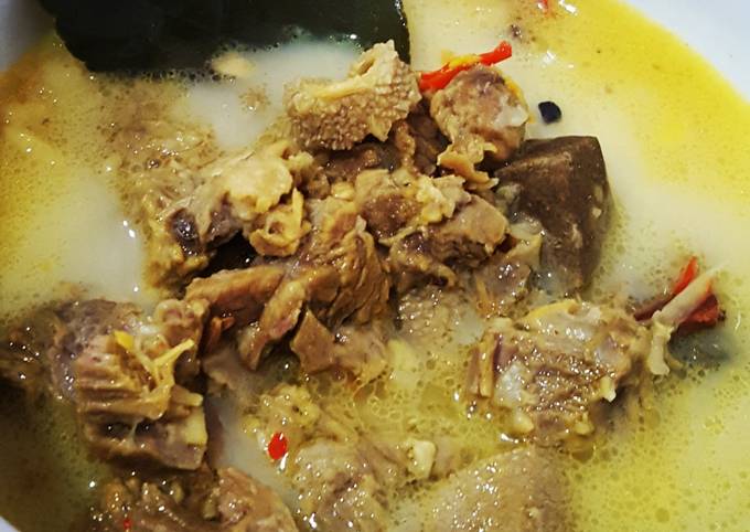 Resep Gulai Kambing Super Yummy oleh Desti Bakarbessy - Cookpad