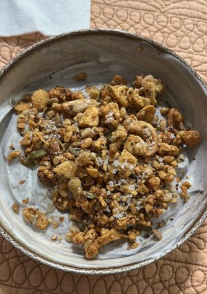 Foto de Yogurt Bowl proteico com granola proteica