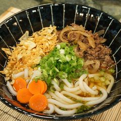 A picture of Gluten-Free Beef Udon.
