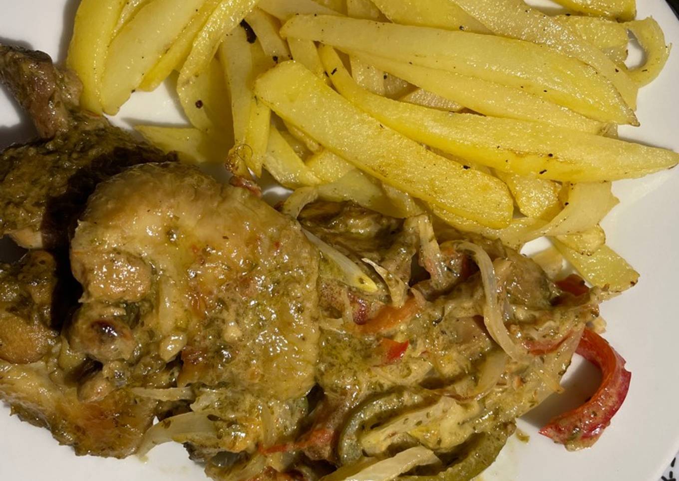 Poulet Mayo accompagné de frite