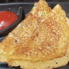 A picture of Leftover khichdi pancake.