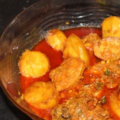 A picture of Goalondo Chicken Steamer Curry.