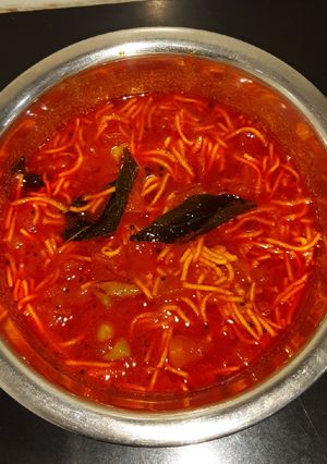 સેવ-ટામેટા નું શાક(sev tamoto sabji in Gujarati) રેસીપી મુખ્ય ફોટો