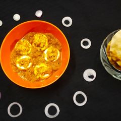 A picture of Sabj-e-paneer disc.