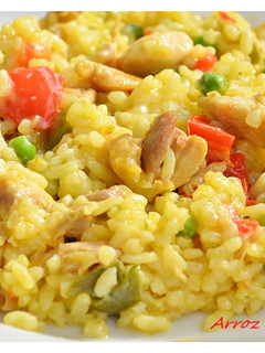 Una foto de Arroz amarillo con pollo (Thermomix)