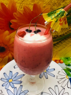 A picture of Tripe Berry Smoothie.