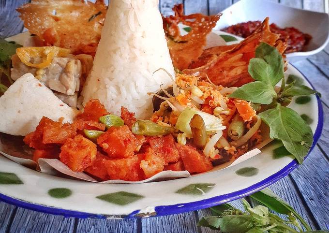 Cara Memasak Nasi Urap Istimewa Ekonomis Untuk Dijual