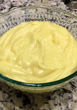 A picture of Easy Vanilla Custard Cream.