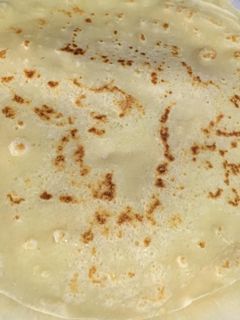 Una foto de Panqueques súper Económicos y fáciles! Te salvan para un postre, o desayuno