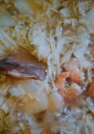 Hình của món Lẩu thái hải sản tomyum.