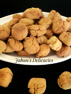 A picture of Milk-Butter cin cin(hausa version).