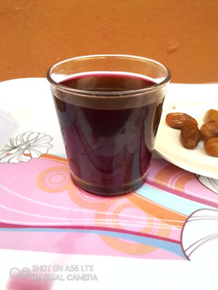 A picture of Date Syrup Flavoured Zobo(sorrel).