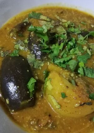 A picture of Stuffed Brinjal & Potato.