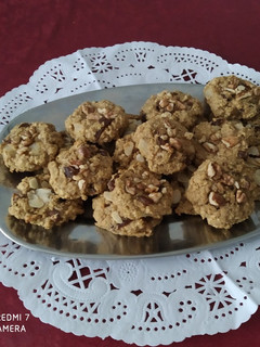 Una foto de Galletas de avena y pera 🍐🍐