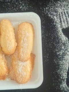 A picture of Ladyfingers/Savoiardi Biscuits.