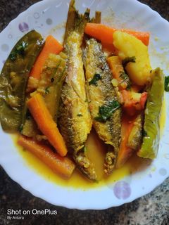 শীতের সব্জী দিয়ে চারা পোনার ঝোল (shiter sabji diye chara ponar jhol recipe in Bengali) রেসিপির প্রধান ছবি