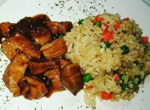Una foto de Cerdo Teriyaki