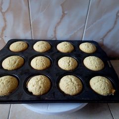A picture of Vanilla Queencakes# baking contest.